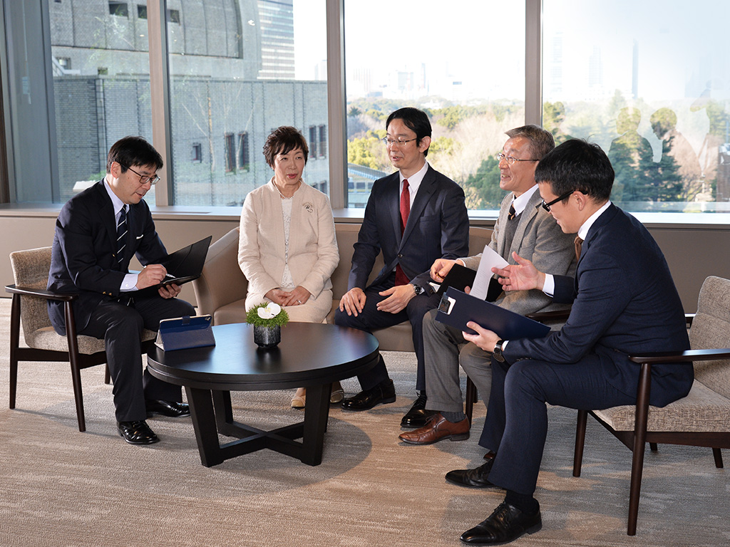 烏山スタッフの集合写真